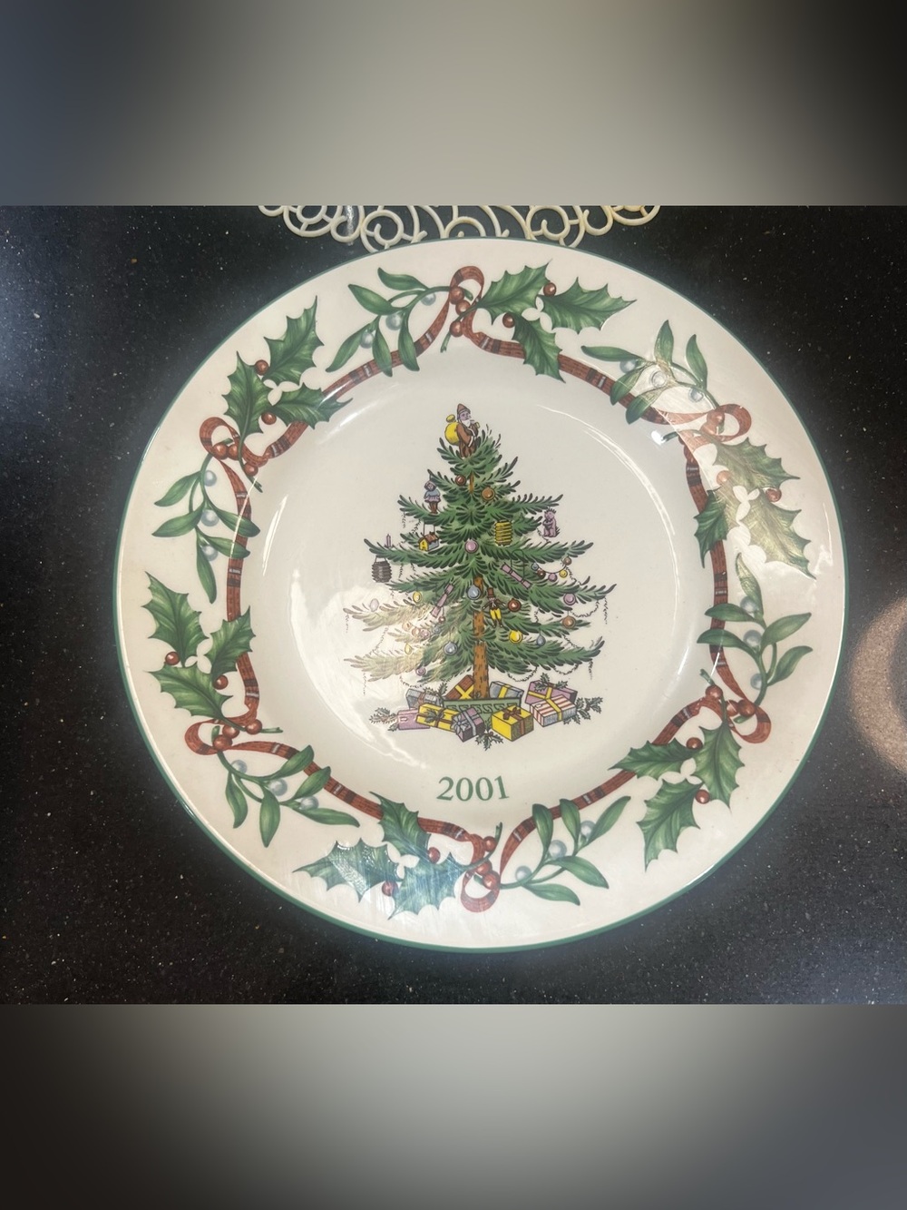 Spode Holiday Tree 2001 Decorative Plate